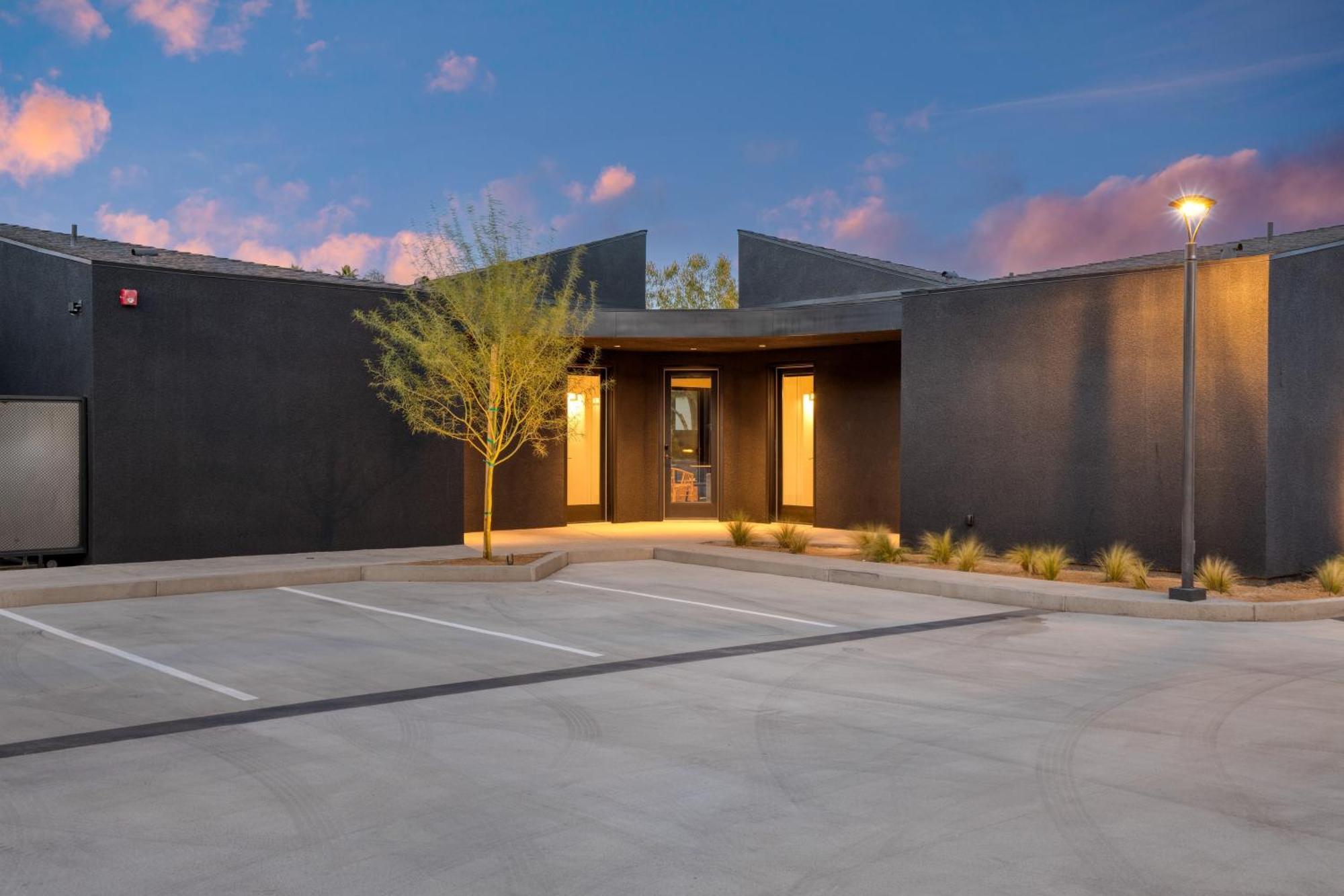 Blackhaus By Avantstay Ada Modern Rooms, Pool & Bbq Palm Springs Exterior photo