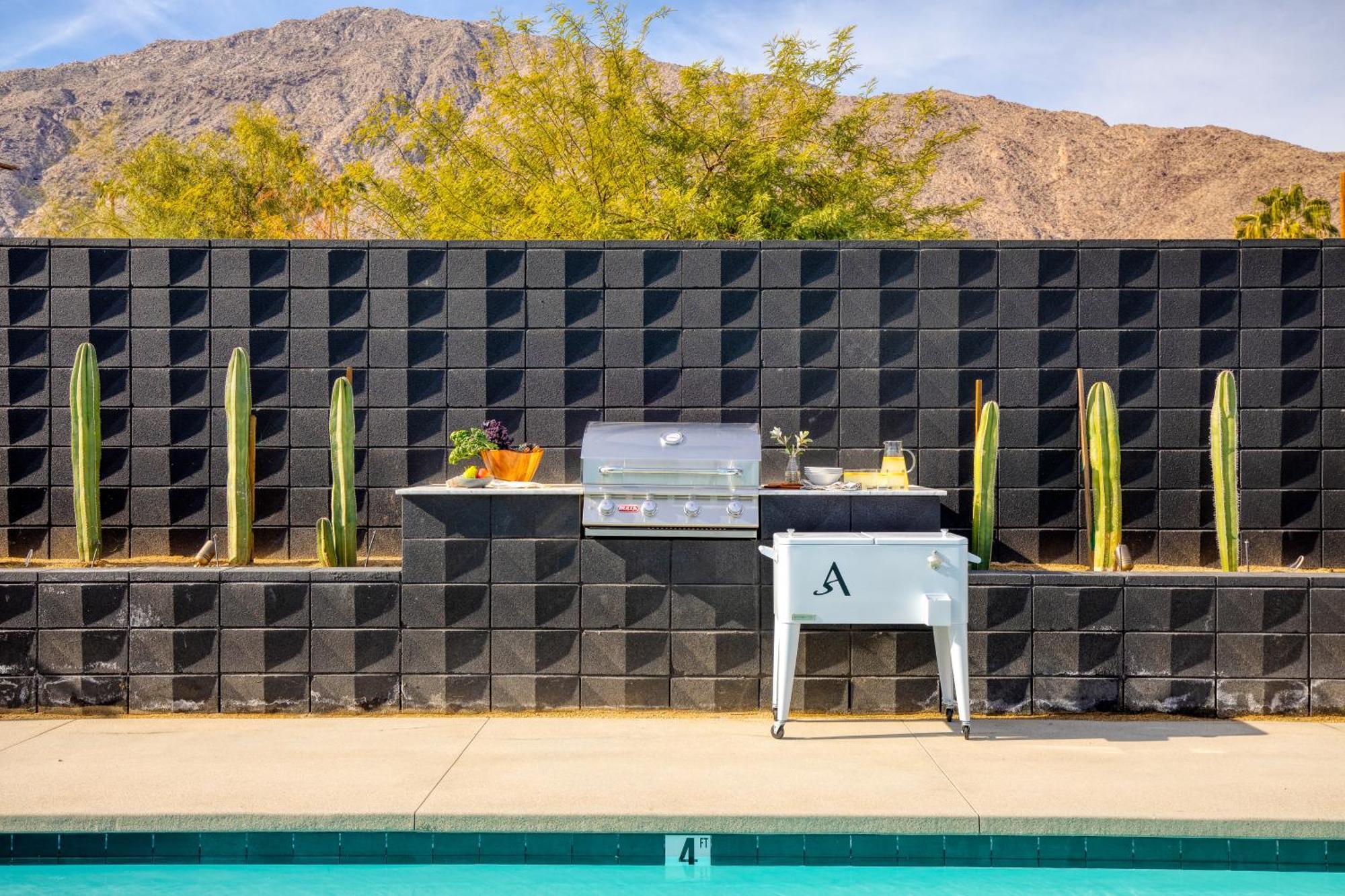 Blackhaus By Avantstay Ada Modern Rooms, Pool & Bbq Palm Springs Exterior photo